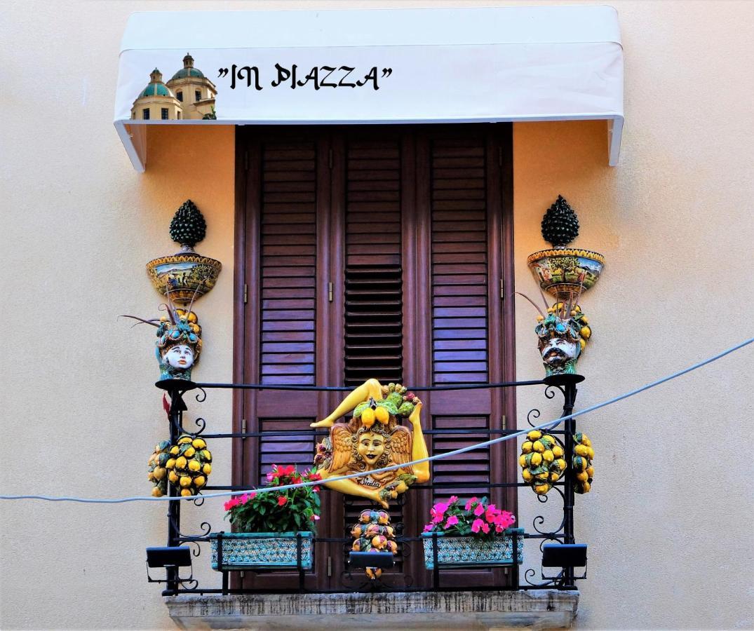 In Piazza Mazara del Vallo Exterior foto
